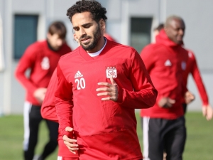 Sivasspor’un En Hırçını Douglas