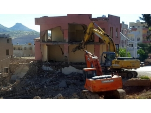 Yeşilli’de Kentsel Dönüşüm Çalışmaları Hızla Sürüyor