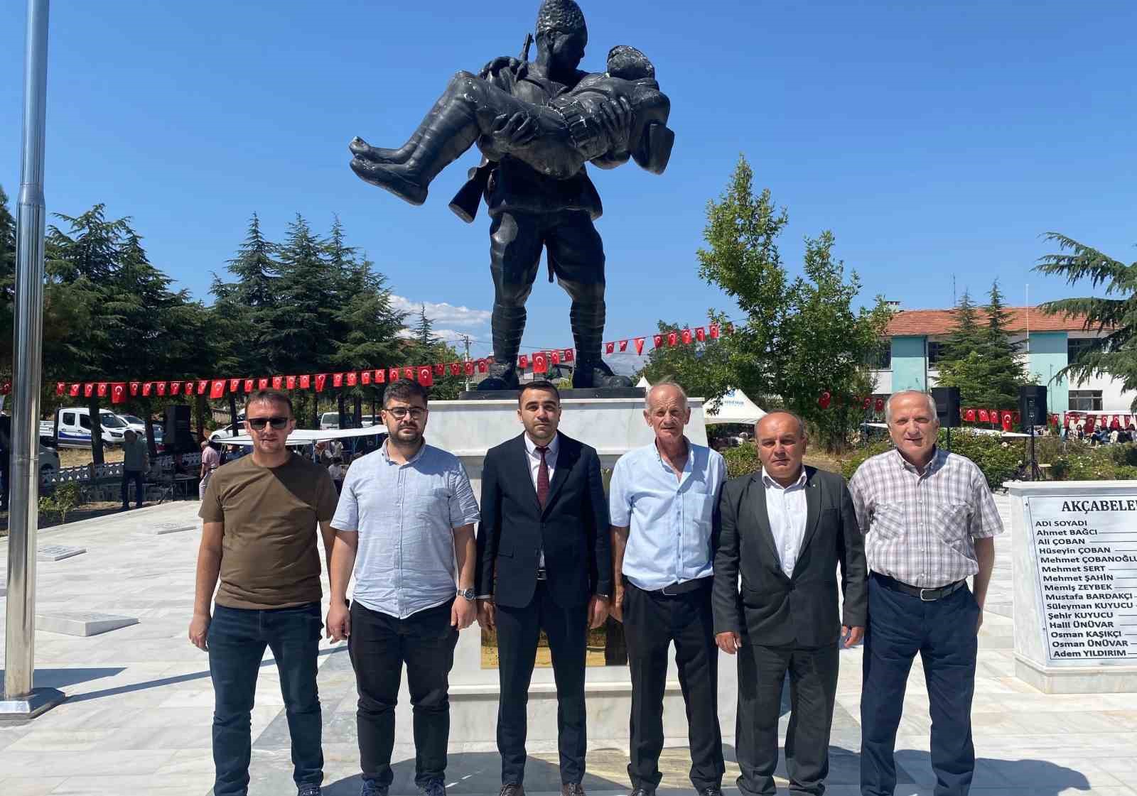 cetmili-kara-ali-cavus-ile-oglu-mehmet-onbasi-sehadetlerinin-104-yilinda-anildi