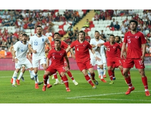 Hazırlık Maçı: Türkiye: 2 - Yunanistan: 1 (Maç Sonucu)