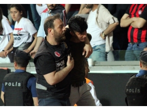Hatayspor - Gazişehir Maçında İki Taraftar Gözaltına Alındı