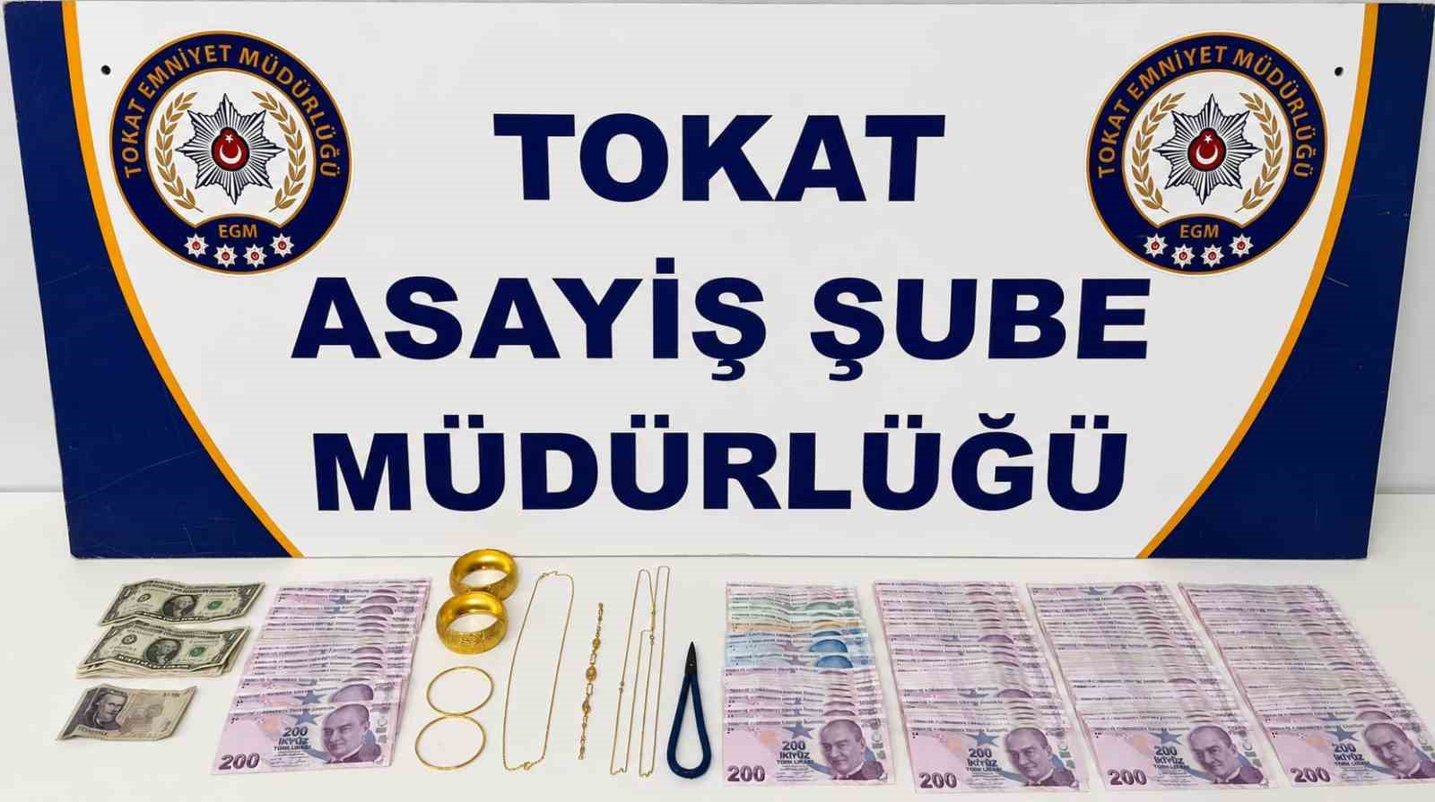 istanbul-dan-temin-ettikleri-sahte-altinlari-tokat-ta-bozmak-isterken-yakalandilar