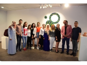İlk Mezunlar Başarılarını Sergiyle Taçlandırdı