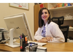 Bayramda Tatlı Ve Karbonhidrat Uyarısı