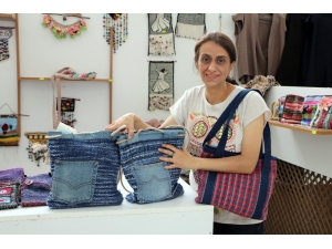 İki Üniversite Bitirdi, Mutluluğu El Sanatlarında Buldu