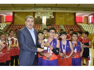 Okullar Arası Küçükler Basketbolda Şampiyonlar Belli Oldu