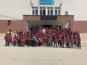 Bursa’da 200 Çocuk Formalarını Giyip Beşiktaş’lı Oldu