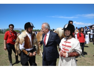 Erzurum Myo Atlı Mezuniyet Töreni Düzenledi