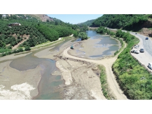 Sera Gölü’nü Çamur Ve Balçıktan Temizlemek İçin Çalışmalara Başlandı