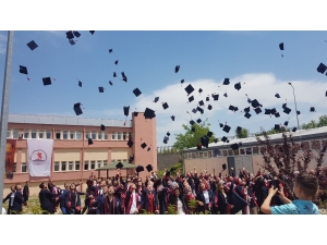 Vezirköprü’de Mezuniyet Coşkusu