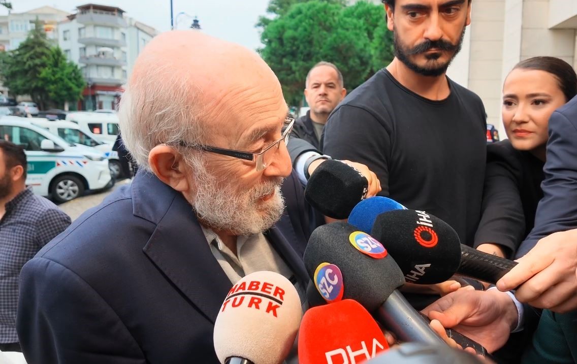 sinema-ve-tiyatro-oyuncusu-emin-olcay-insallah-bu-islerin-sonucu-ortaya-cikar-yigitlerimizin-kanlari-yerde-kalmaz