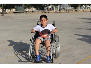 Duchenne Kas Hastası Ayaz Can: “Tedavi Merkezi İstiyoruz”