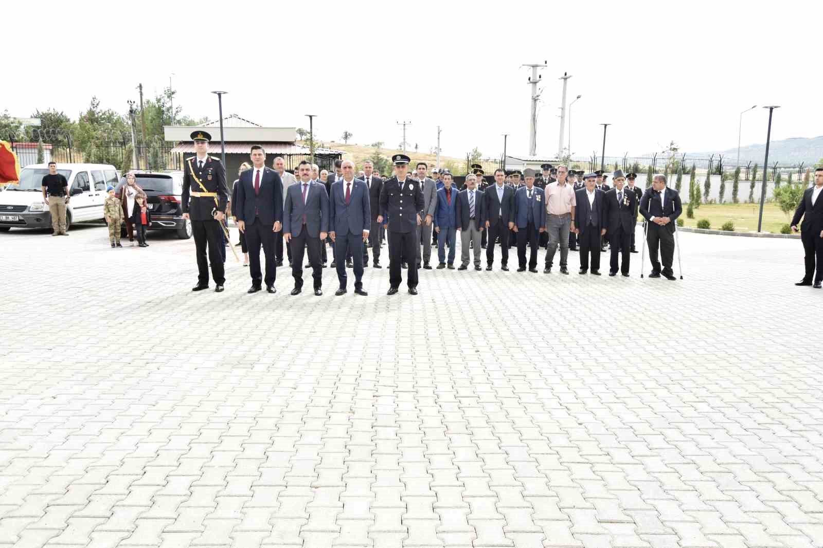 dicle-de-30-agustos-zafer-bayrami-etkinligi