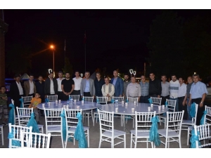 Belde Halkına İftar Yemeği Verildi