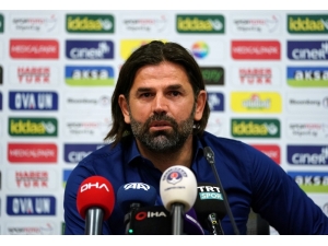 İbrahim Üzülmez, Kasımpaşa İle 1 Yıllık Sözleşme İmzaladı