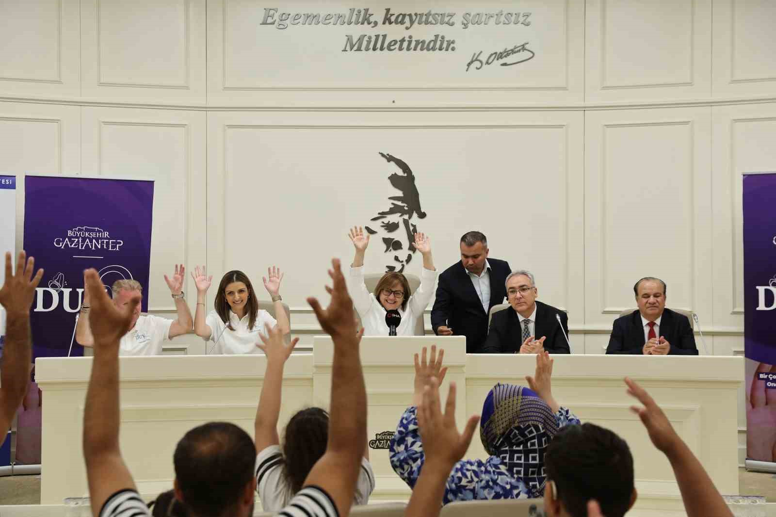 gaziantep-buyuksehir-den-deprem-bolgesindeki-isitme-kayipli-cocuklara-umut-olan-proje