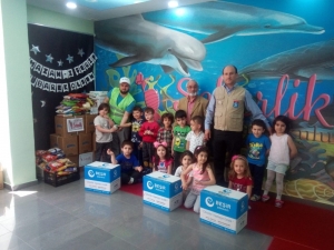 Minik Eller İhtiyaç Sahiplerine Uzandı