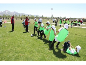 Çocuklar Mutlu Çarşamba’yı Sevdi