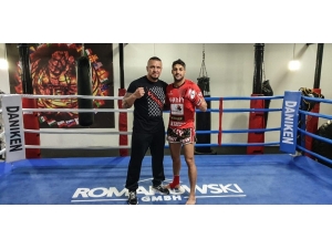 Vahit İpek, Dünya Şampiyonluk Maçına Çıkıyor