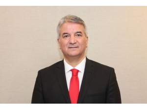 Turizmci De Tatilci De Bayram Ediyor