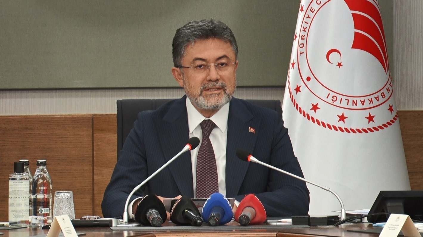 bakan-yumakli-2030-yilina-kadar-butun-havzalarimizda-su-ayak-izi-calismalarini-bitirmis-olacagiz