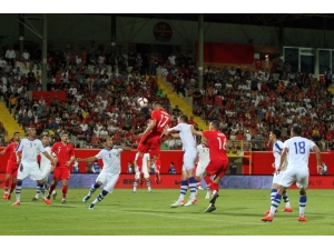 Hazırlık Maçı: Türkiye: 2 - Özbekistan: 0 (Maç Sonucu)