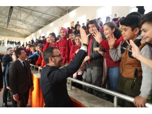 Bakan Kasapoğlu: “81 İlde 1 Milyon 226 Bin Sporcu Adayı Tarandı”