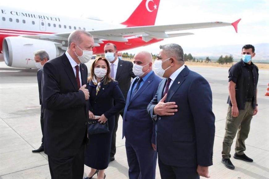 baskan-sadikoglu-pandemi-gunlerinde-de-uyelerin-sesi-oldu