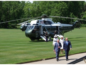 Abd Başkanı Trump, Kraliyet Sarayı’nda Resmi Törenle Karşılandı