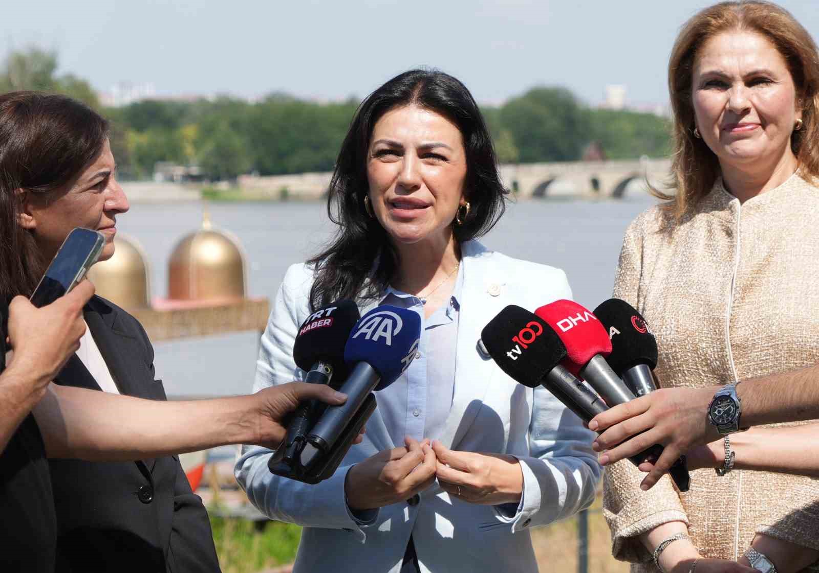 ak-parti-genel-baskan-yardimcisi-ayan-terorsuz-turkiye-ile-kaybettigimiz-gucu-yeniden-milletimize-kazandiracagiz