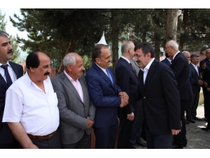 Ak Parti Genel Başkan Yardımcısı Yılmaz: “Bir Toplumu Ayakta Tutan En Önemli Şeylerden Biri Ortak Değerlerdir”