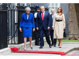 Abd Başkanı Trump Downing Street’te