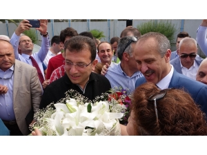İmamoğlu’na Memleketi Trabzon’da Coşkulu Karşılama