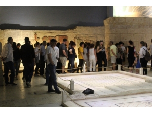 Zeugma Müzesi’ne Ziyaretçi Akını
