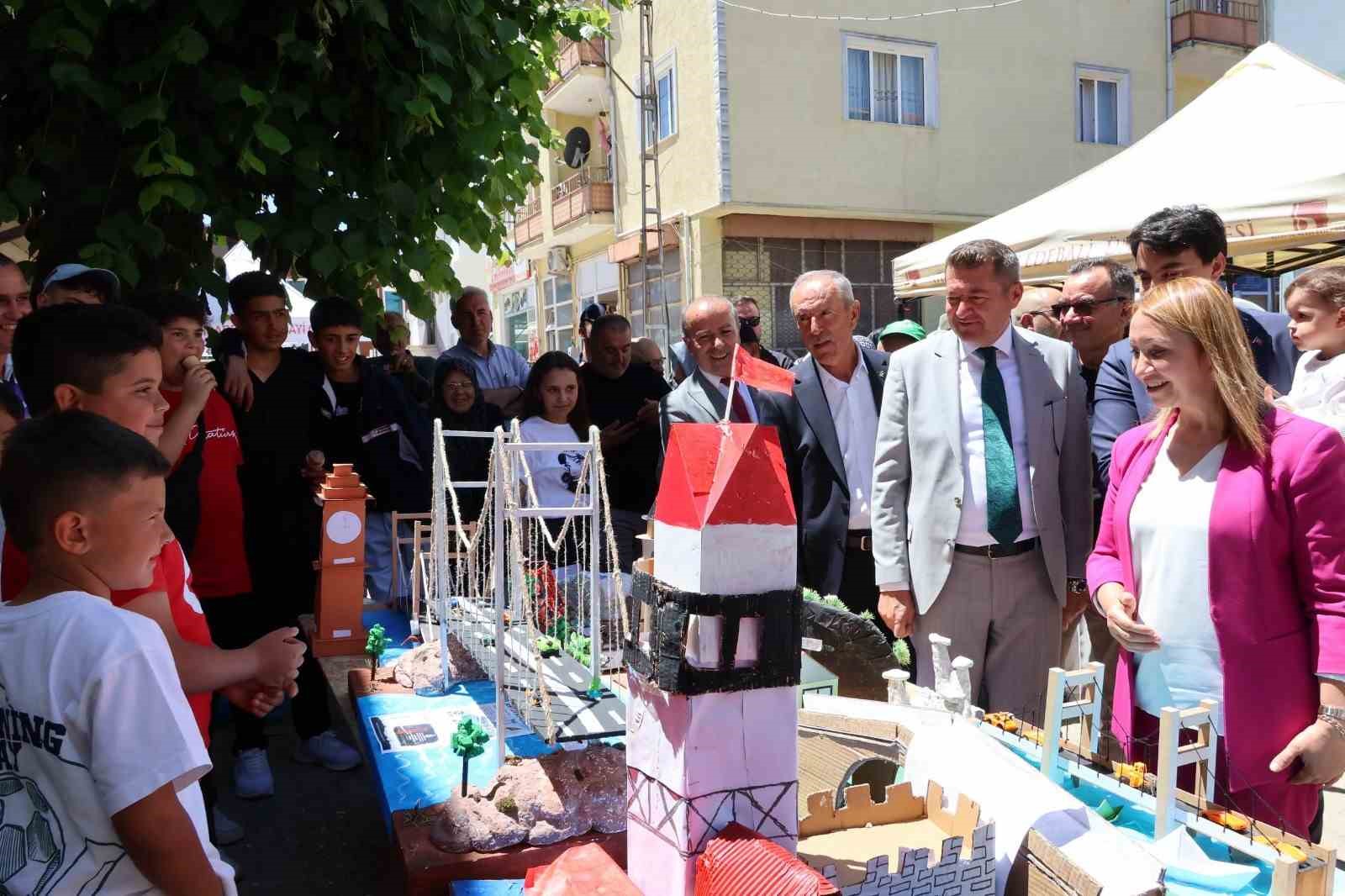 bilecik-te-geleneksel-yil-sonu-egitim-senligi-ve-egitim-spor-festivali