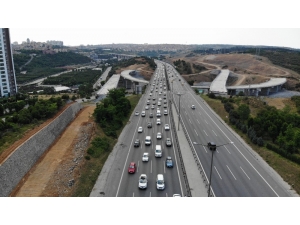 Tem’deki Trafik Yoğunluğu Havadan Görüntülendi