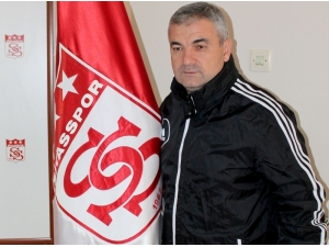 Rıza Çalımbay, Yarın Sivasspor’a İmzayı Atacak