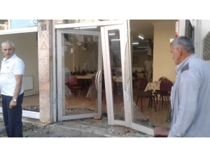 Kahveye Dalan Otomobil Sürücüsü Hayatını Kaybetti