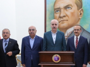 Numan Kurtulmuş: "Chp’nin Yaptığı Vıp Krizi Değil Devlete Saldırıdır"