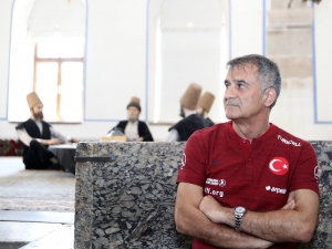 Milliler, Mevlana Müzesi’ni Ziyaret Etti