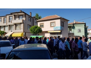 Trafik Kazasında Ölen Şahıs Toprağa Verildi