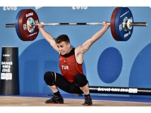 Caner Toptaş, Halterde Dünya Şampiyonu Oldu