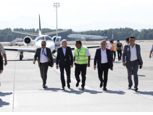 Kılıçdaroğlu, Antalya’da Deniz Baykal’ı Ziyaret Etti