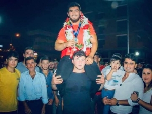 Çan Belediyesi Güreşçisi Aktürk, Avrupa Şampiyonu