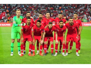 Milli Takım, Elemelerde Gol Yemeyen 3 Takımdan Biri