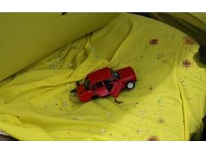 Otomobille Kamyonet Çarpıştı: 1 Ölü, 3 Yaralı