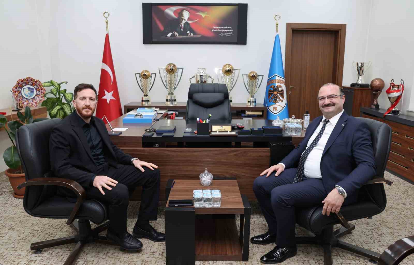 rektor-hacimuftuoglu-ndan-erzurumspor-a-destek-ziyareti