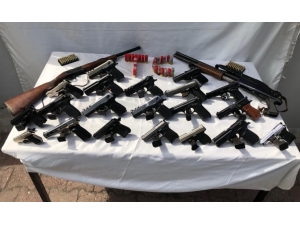 Jandarma Bayram Tatili Boyunca Yaptığı Denetimlerde 23 Silah Ele Geçirdi