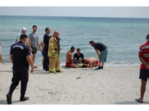 Silivri’de Denize Giren 10 Yaşındaki Çocuk Boğulma Tehlikesi Geçirdi