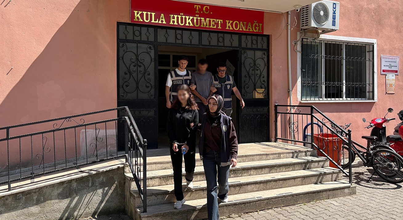 kula-da-uyusturucu-operasyonu-kagida-uyusturucu-madde-emdirilmis